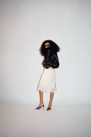 3/52 | KHAITE Resort 2027 | Photo: Hanna Tveite | Courtesy of KHAITE KHAITE Resort 2027 | Photo: Hanna Tveite | Courtesy of KHAITE