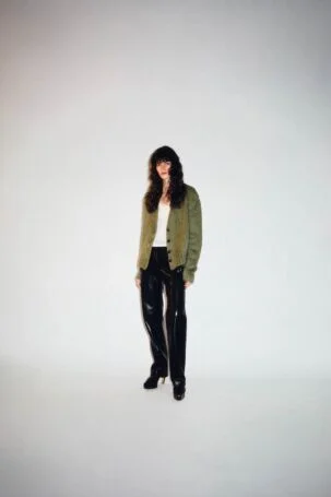 4/52 | KHAITE Resort 2027 | Photo: Hanna Tveite | Courtesy of KHAITE KHAITE Resort 2027 | Photo: Hanna Tveite | Courtesy of KHAITE