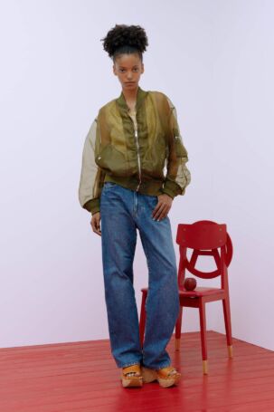 9/39 | UNDERCOVER Resort 2027 | Courtesy of UNDERCOVER UNDERCOVER Resort 2027 | Courtesy of UNDERCOVER
