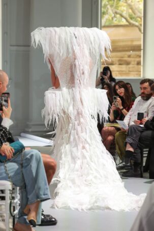 9/34 | Maticevski Fall 2026 Setting | Photo: Lucas Dawson | Courtesy of Maticevski Maticevski Fall 2026 Setting | Photo: Lucas Dawson | Courtesy of Maticevski