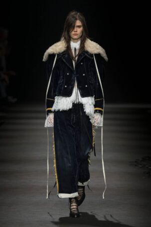 12/42 | Ann Demeulemeester Fall 2026 | Photo: NOWFASHION.com Ann Demeulemeester Fall 2026 | Photo: NOWFASHION.com