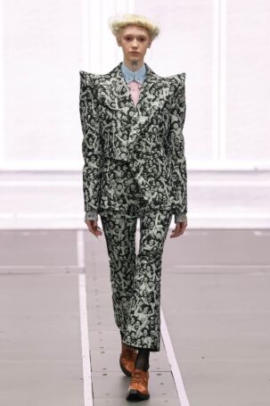 2/37 | Anrealage Fall 2026 | Courtesy of Anrealage Anrealage Fall 2026 | Courtesy of Anrealage