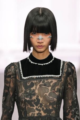 11/48 | Details at Anrealage Fall 2026 | Courtesy of Anrealage Details at Anrealage Fall 2026 | Courtesy of Anrealage