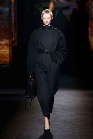 5/82 | Balenciaga Fall 2026 | Photo: NOWFASHION.com Balenciaga Fall 2026 | Photo: NOWFASHION.com