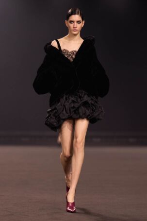 11/61 | Elie Saab Fall 2026 | Courtesy of Elie Saab Elie Saab Fall 2026 | Courtesy of Elie Saab