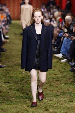 11/66 | Miu Miu Fall 2026 | Photo: NOWFASHION.com Miu Miu Fall 2026 | Photo: NOWFASHION.com