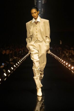 1/43 | Schiaparelli Fall 2026 | Courtesy of Schiaparelli Schiaparelli Fall 2026 | Courtesy of Schiaparelli