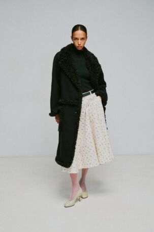 9/42 | Mantù Fall 2026 | Courtesy of Mantù Mantù Fall 2026 | Courtesy of Mantù
