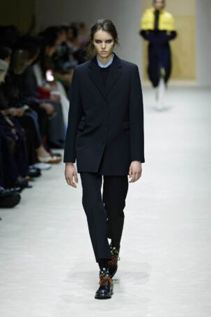 3/63 | Prada Fall 2026 | Photo: NOWFASHION.com Prada Fall 2026 | Photo: NOWFASHION.com