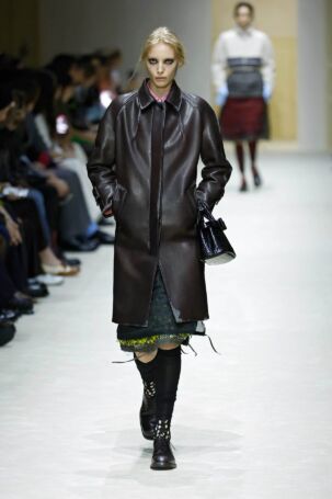 6/63 | Prada Fall 2026 | Photo: NOWFASHION.com Prada Fall 2026 | Photo: NOWFASHION.com