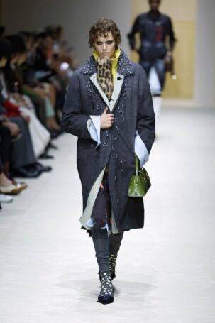 8/63 | Prada Fall 2026 | Photo: NOWFASHION.com Prada Fall 2026 | Photo: NOWFASHION.com