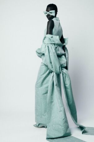 7/23 | Vivetta Backstage Fall 2026 | Photo: Paola Ledderucci | Courtesy of Vivetta Vivetta Backstage Fall 2026 | Photo: Paola Ledderucci | Courtesy of Vivetta