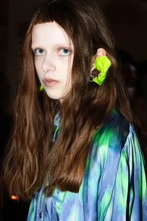 7/33 | Masha Popova Fall 2026 Backstage | Photo: Lowri Cooper | Courtesy of British Fashion Council Masha Popova Fall 2026 Backstage | Photo: Lowri Cooper | Courtesy of British Fashion Council