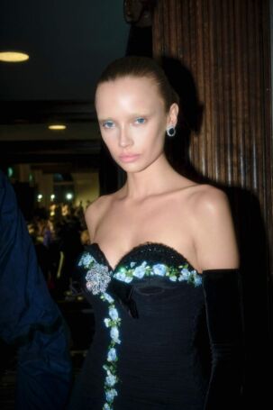 12/13 | Richard Quinn Fall 2026 Backstage | Photo: Eeva Rinne | Courtesy of British Fashion Council Richard Quinn Fall 2026 Backstage | Photo: Eeva Rinne | Courtesy of British Fashion Council