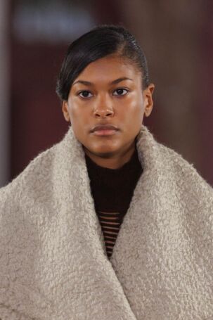 5/146 | Details at DIOTIMA Fall 2026 | Courtesy of DIOTIMA Details at DIOTIMA Fall 2026 | Courtesy of DIOTIMA