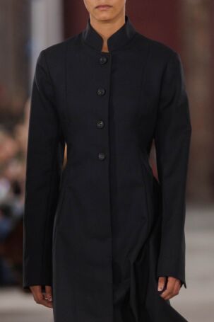 10/146 | Details at DIOTIMA Fall 2026 | Courtesy of DIOTIMA Details at DIOTIMA Fall 2026 | Courtesy of DIOTIMA