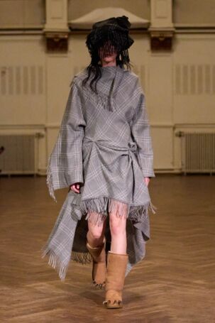 12/25 | Anne Sofie Madsen Fall 2026 | Photo: James Cochrane | Courtesy of Copenhagen Fashion Week Anne Sofie Madsen Fall 2026 | Photo: James Cochrane | Courtesy of Copenhagen Fashion Week