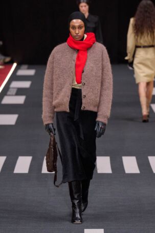 4/34 | Baum und Pferdgarten Fall 2026 | Photo: James Cochrane | Courtesy of Copenhagen Fashion Week Baum und Pferdgarten Fall 2026 | Photo: James Cochrane | Courtesy of Copenhagen Fashion Week