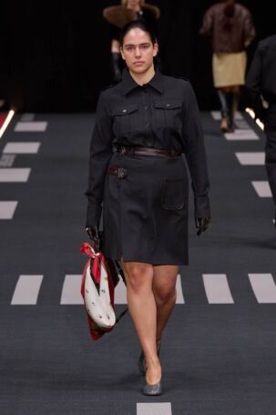 9/34 | Baum und Pferdgarten Fall 2026 | Photo: James Cochrane | Courtesy of Copenhagen Fashion Week Baum und Pferdgarten Fall 2026 | Photo: James Cochrane | Courtesy of Copenhagen Fashion Week