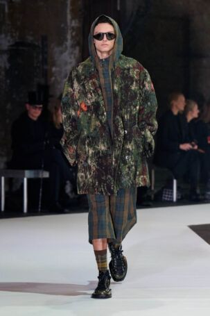 3/66 | Henrik Vibskov Fall 2026 | Photo: James Cochrane | Courtesy of Copenhagen Fashion Week Henrik Vibskov Fall 2026 | Photo: James Cochrane | Courtesy of Copenhagen Fashion Week