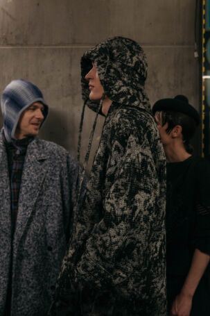 4/30 | Henrik Vibskov Fall 2026 Backstage | Photo: Tonya Matyu | Courtesy of Copenhagen Fashion Week Henrik Vibskov Fall 2026 Backstage | Photo: Tonya Matyu | Courtesy of Copenhagen Fashion Week