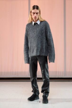 6/44 | Holzweiler Fall 2026 | Photo: James Cochrane | Courtesy of Copenhagen Fashion Week Holzweiler Fall 2026 | Photo: James Cochrane | Courtesy of Copenhagen Fashion Week