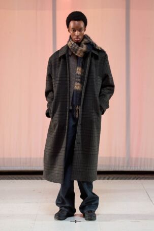 11/44 | Holzweiler Fall 2026 | Photo: James Cochrane | Courtesy of Copenhagen Fashion Week Holzweiler Fall 2026 | Photo: James Cochrane | Courtesy of Copenhagen Fashion Week