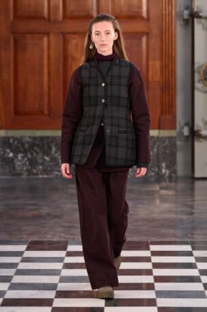 9/32 | MKDT Studio Fall 2026 | Photo: James Cochrane | Courtesy of Copenhagen Fashion Week MKDT Studio Fall 2026 | Photo: James Cochrane | Courtesy of Copenhagen Fashion Week