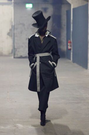 6/15 | Kenneth Ize Fall 2026 | Photo: Finnegan Koichi Godenschweger | Courtesy of Berlin Fashion Week Kenneth Ize Fall 2026 | Photo: Finnegan Koichi Godenschweger | Courtesy of Berlin Fashion Week