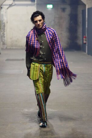7/15 | Kenneth Ize Fall 2026 | Photo: Finnegan Koichi Godenschweger | Courtesy of Berlin Fashion Week Kenneth Ize Fall 2026 | Photo: Finnegan Koichi Godenschweger | Courtesy of Berlin Fashion Week
