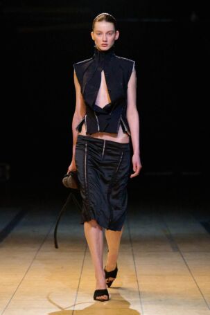 4/24 | Laura Gerte Fall 2026 | Photo: James Cochrane | Courtesy of Berlin Fashion Week Laura Gerte Fall 2026 | Photo: James Cochrane | Courtesy of Berlin Fashion Week