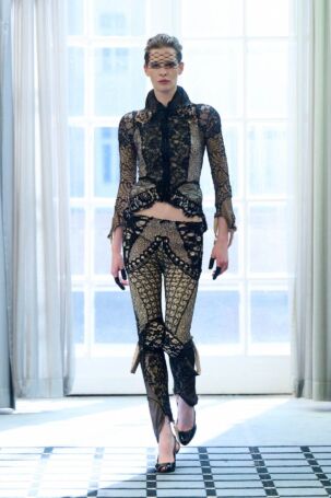 1/37 | Lou de Bètoly Fall 2026 | Photo: James Cochrane | Courtesy of Berlin Fashion Week Lou de Bètoly Fall 2026 | Photo: James Cochrane | Courtesy of Berlin Fashion Week
