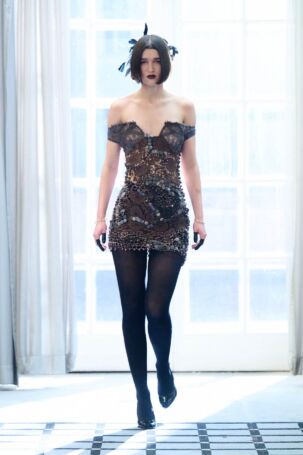 10/37 | Lou de Bètoly Fall 2026 | Photo: James Cochrane | Courtesy of Berlin Fashion Week Lou de Bètoly Fall 2026 | Photo: James Cochrane | Courtesy of Berlin Fashion Week
