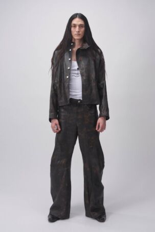 10/10 | LUEDER Fall 2026 | Photo: Ansgar Sollmann | Courtesy of Berlin Fashion Week LUEDER Fall 2026 | Photo: Ansgar Sollmann | Courtesy of Berlin Fashion Week