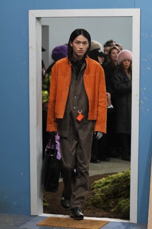 11/21 | OBS Fall 2026 | Photo: Boris Marberg | Courtesy of Berlin Fashion Week OBS Fall 2026 | Photo: Boris Marberg | Courtesy of Berlin Fashion Week