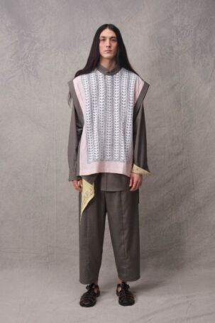 3/14 | Panos Gotsis Fall 2026 | Photo: Ansgar Sollmann | Courtesy of Berlin Fashion Week Panos Gotsis Fall 2026 | Photo: Ansgar Sollmann | Courtesy of Berlin Fashion Week
