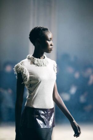 4/31 | Details at SF1OG Fall 2026 | Photo: Ben Moenks | Courtesy of Berlin Fashion Week Details at SF1OG Fall 2026 | Photo: Ben Moenks | Courtesy of Berlin Fashion Week