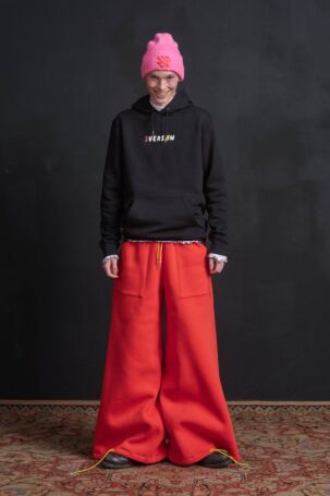1/10 | SVEASØN Fall 2026 | Photo: Ansgar Sollmann | Courtesy of Berlin Fashion Week SVEASØN Fall 2026 | Photo: Ansgar Sollmann | Courtesy of Berlin Fashion Week