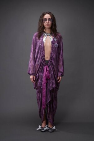 2/10 | Ultravantgarde Fall 2026 | Photo: Ansgar Sollmann | Courtesy of Berlin Fashion Week Ultravantgarde Fall 2026 | Photo: Ansgar Sollmann | Courtesy of Berlin Fashion Week
