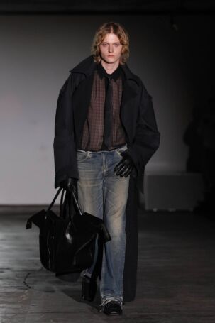 11/29 | Unvain Fall 2026 | Photo: Boris Marberg | Courtesy of Berlin Fashion Week Unvain Fall 2026 | Photo: Boris Marberg | Courtesy of Berlin Fashion Week