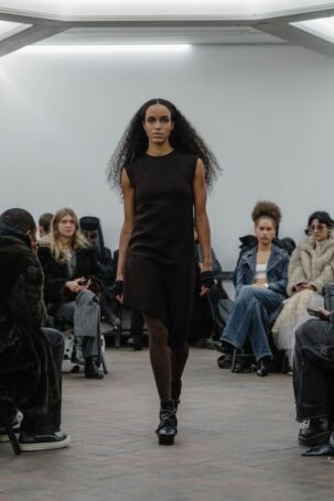 6/22 | Vanessa Baernthol Fall 2026 | Photo: Marcus Hartelt | Courtesy of Berlin Fashion Week Vanessa Baernthol Fall 2026 | Photo: Marcus Hartelt | Courtesy of Berlin Fashion Week