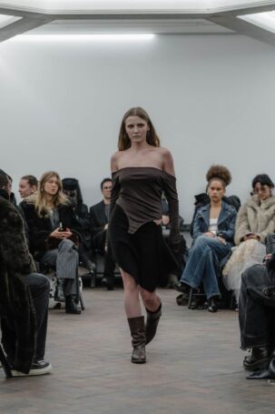 9/22 | Vanessa Baernthol Fall 2026 | Photo: Marcus Hartelt | Courtesy of Berlin Fashion Week Vanessa Baernthol Fall 2026 | Photo: Marcus Hartelt | Courtesy of Berlin Fashion Week