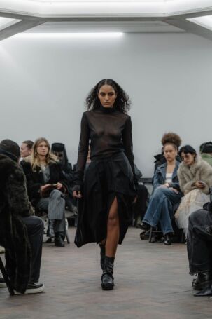 12/22 | Vanessa Baernthol Fall 2026 | Photo: Marcus Hartelt | Courtesy of Berlin Fashion Week Vanessa Baernthol Fall 2026 | Photo: Marcus Hartelt | Courtesy of Berlin Fashion Week