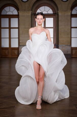 9/46 | Gaurav Gupta Spring 2026 Haute Couture | Courtesy of Gaurav Gupta Gaurav Gupta Spring 2026 Haute Couture | Courtesy of Gaurav Gupta