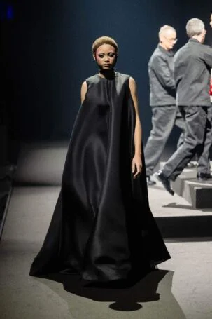 4/32 | Viktor&Rolf Spring 2026 Haute Couture | Photo: Stefano Guindani | Courtesy of Viktor&Rolf Viktor&Rolf Spring 2026 Haute Couture | Photo: Stefano Guindani | Courtesy of Viktor&Rolf