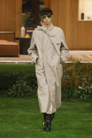 5/82 | Louis Vuitton Fall 2026 Menswear | Photo: NOWFASHION.com Louis Vuitton Fall 2026 Menswear | Photo: NOWFASHION.com