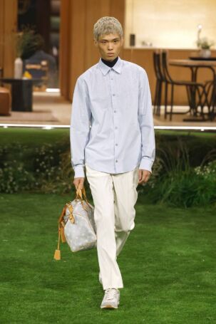 7/82 | Louis Vuitton Fall 2026 Menswear | Photo: NOWFASHION.com Louis Vuitton Fall 2026 Menswear | Photo: NOWFASHION.com