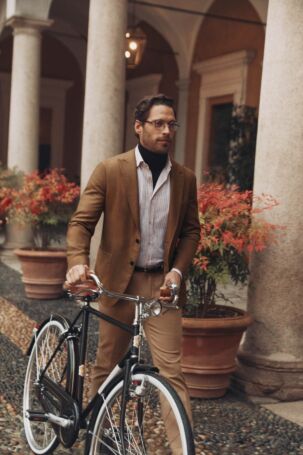 1/53 | Boglioli Fall 2026 Menswear | Courtesy of Boglioli Boglioli Fall 2026 Menswear | Courtesy of Boglioli