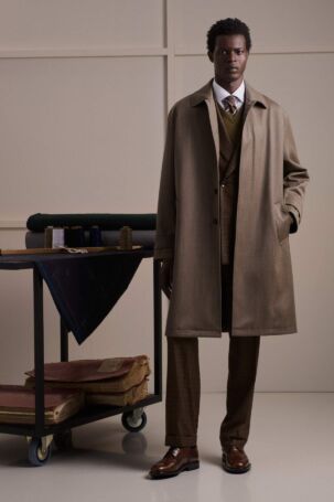 7/35 | Kiton Fall 2026 Menswear | Courtesy of Kiton Kiton Fall 2026 Menswear | Courtesy of Kiton
