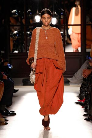 5/49 | Balmain Spring 2026 | Photo: NOWFASHION.com Balmain Spring 2026 | Photo: NOWFASHION.com